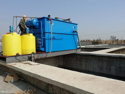 �B(y��ng)ֳ���Uˮ̎��