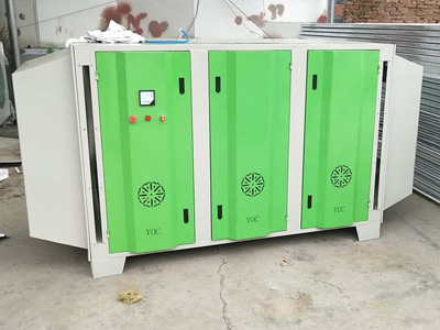 UV�����߻��b��